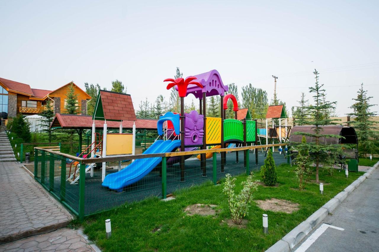 Hyde Park Resort Bishkek2023 Exterior foto